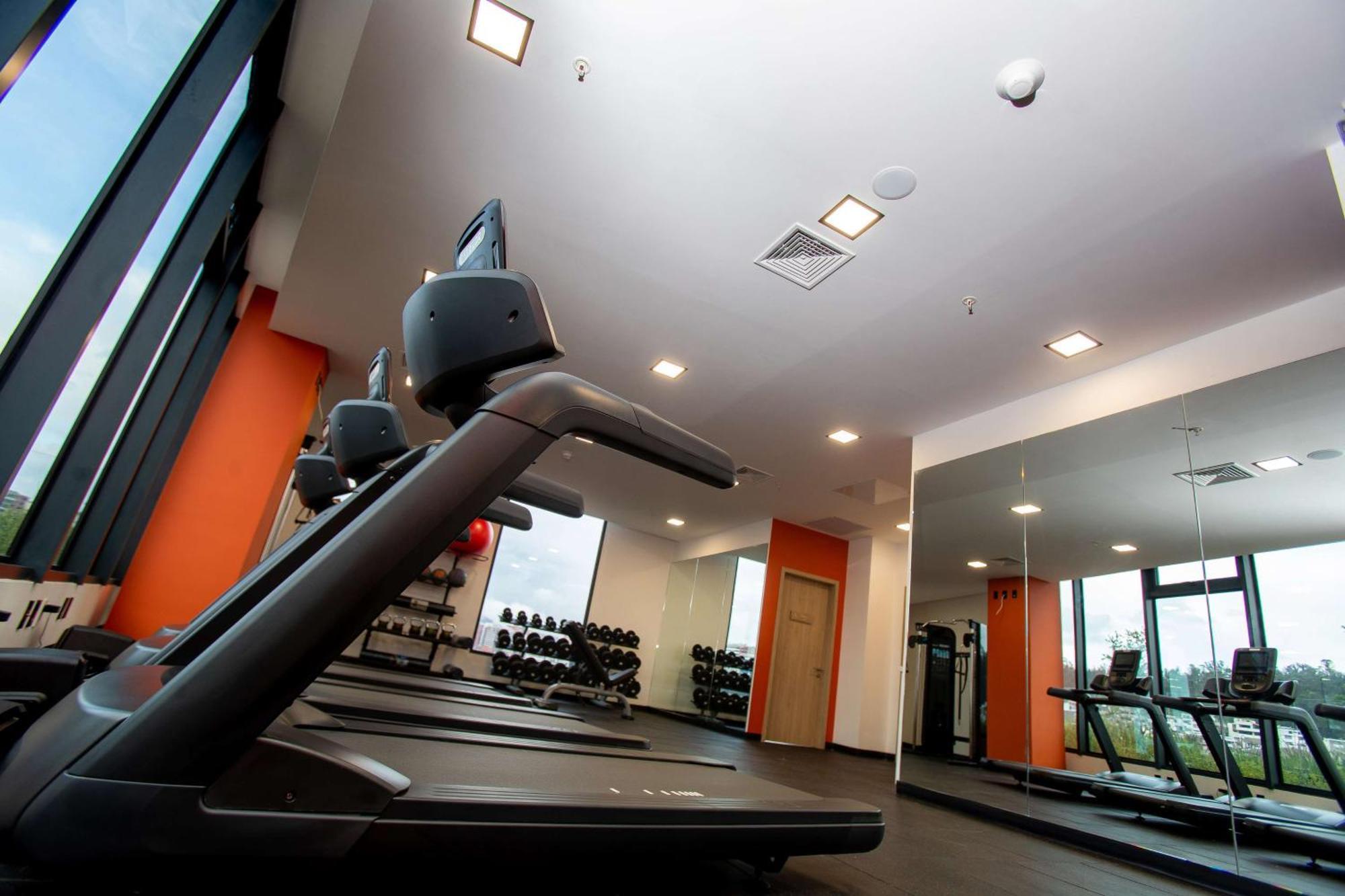 Hampton By Hilton Quito La Carolina Park Exterior foto