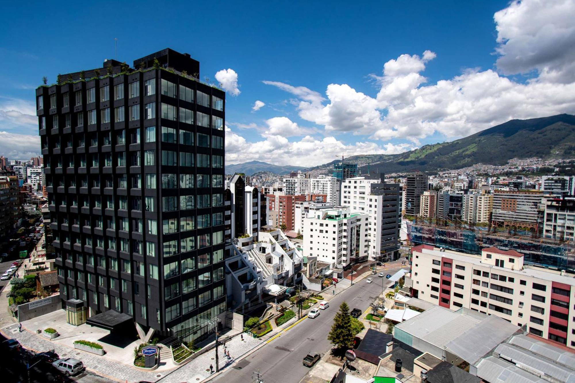 Hampton By Hilton Quito La Carolina Park Exterior foto